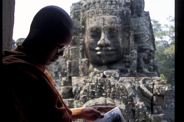 旅をする本のはなし・カンボジア　2004