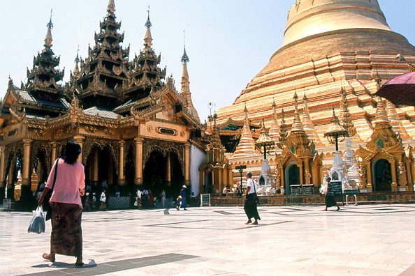 ヤンゴン・ミャンマー　2004