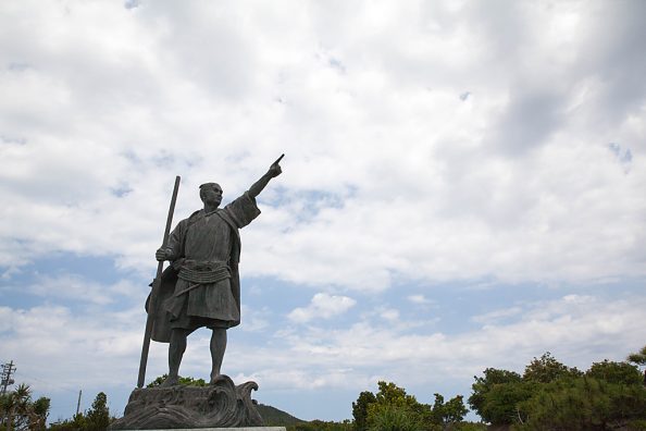 古き集落や伊是名城跡などを巡る旅 ～ 沖縄の旅2024